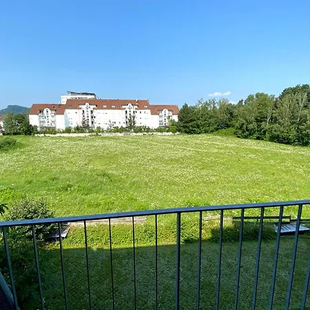 Apartment- Ueberlinger Strasse Διαμέρισμα *