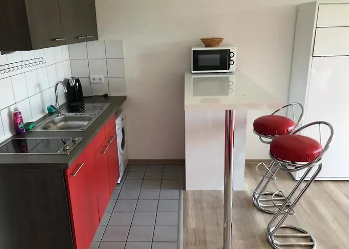 Apartment- Ueberlinger Strasse Apartman *