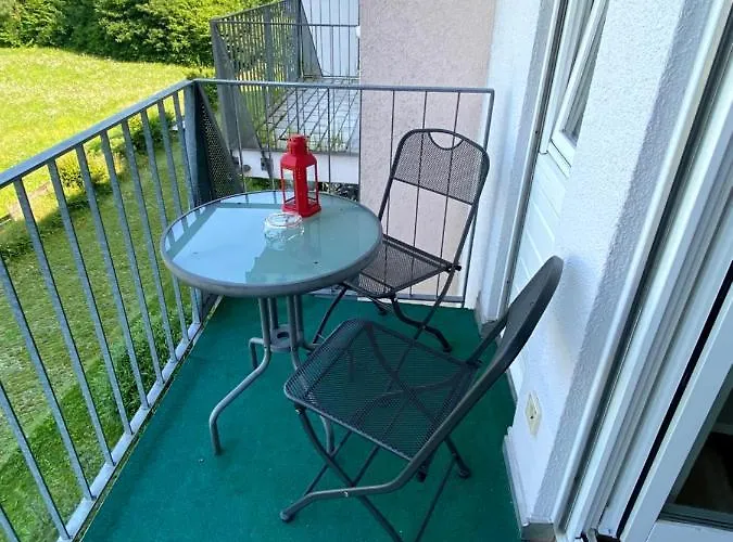 Apartment- Ueberlinger Strasse Apartman *